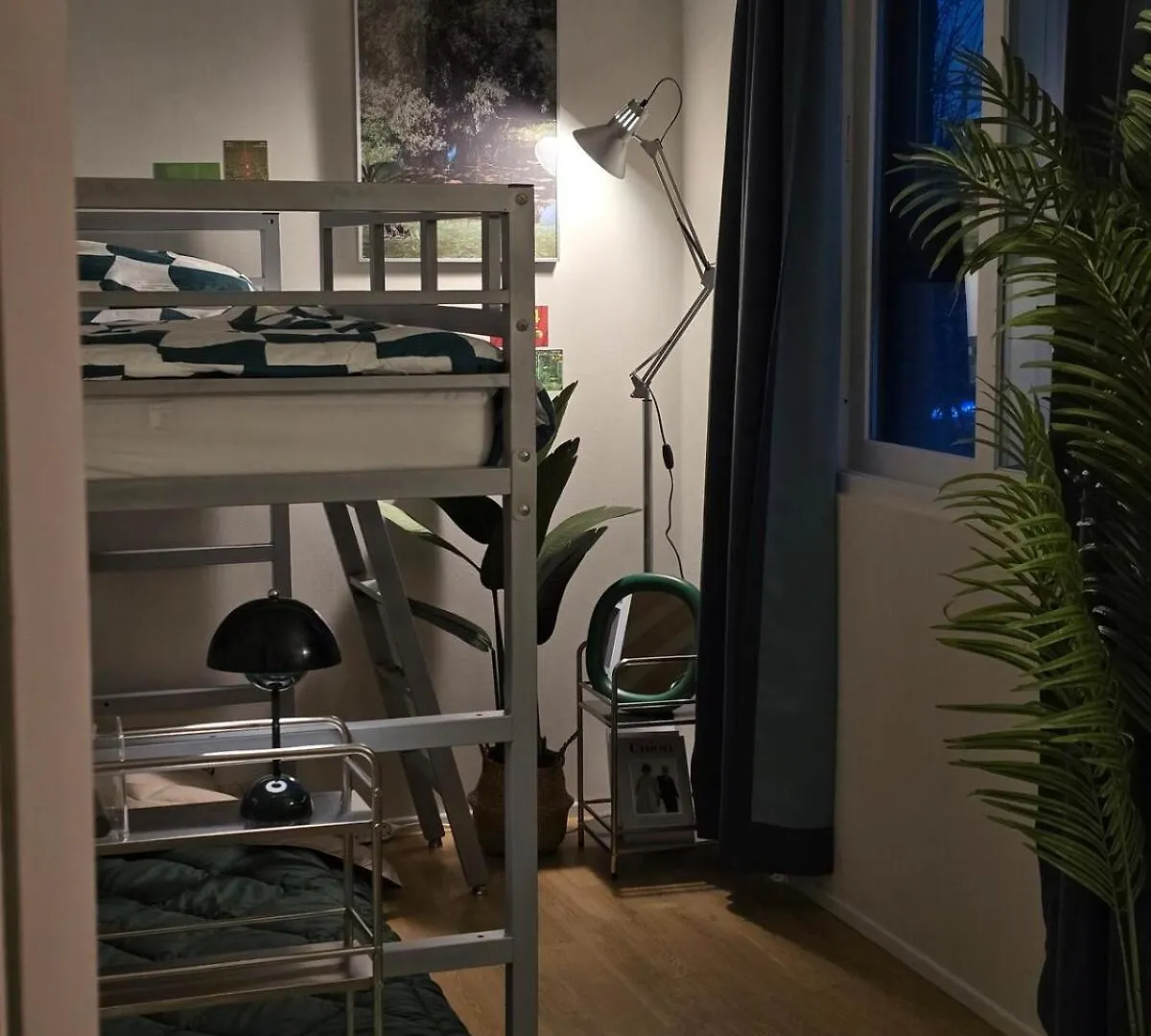Samgakji Station 3 Seconds 4 Rooms 10 People 2 Bathrooms Namsan Tower Rooftop Barbecue Attic Seoul 0*,  South Korea
