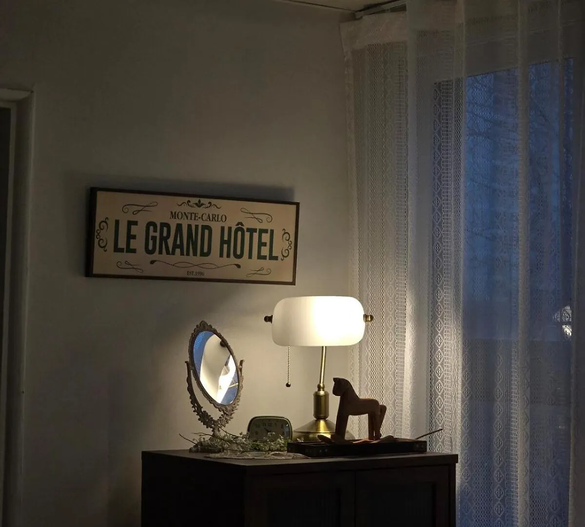 Apartment Samgakji Station 3 Seconds 4 Rooms 10 People 2 Bathrooms Namsan Tower Rooftop Barbecue Attic Seoul