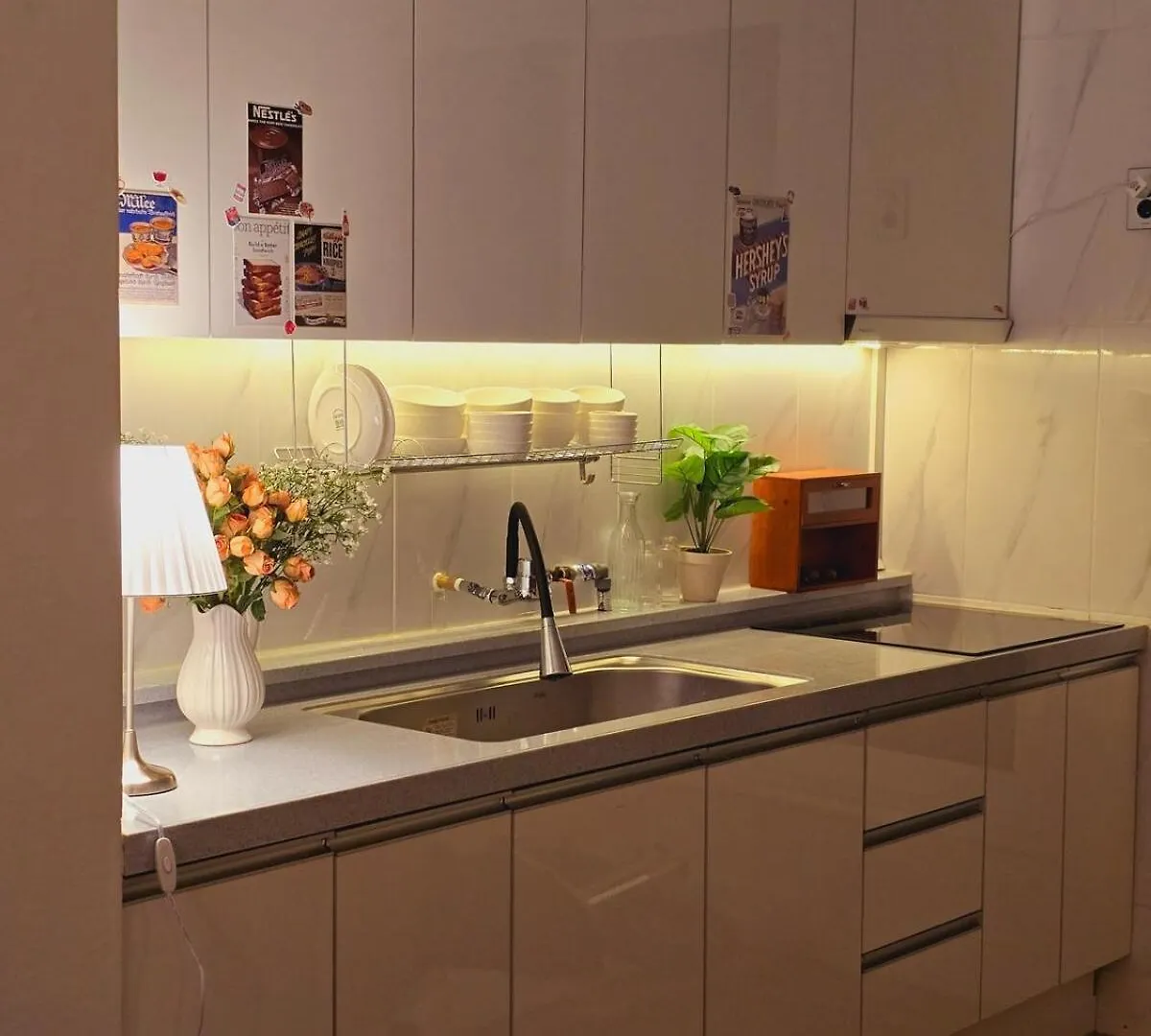 Apartment Samgakji Station 3 Seconds 4 Rooms 10 People 2 Bathrooms Namsan Tower Rooftop Barbecue Attic Seoul