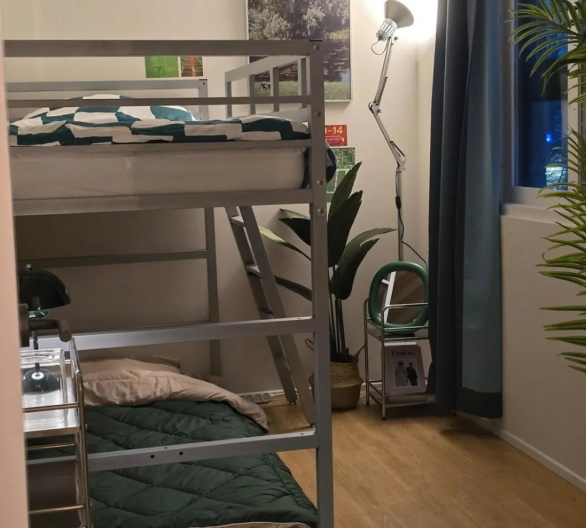 Apartment Samgakji Station 3 Seconds 4 Rooms 10 People 2 Bathrooms Namsan Tower Rooftop Barbecue Attic Seoul