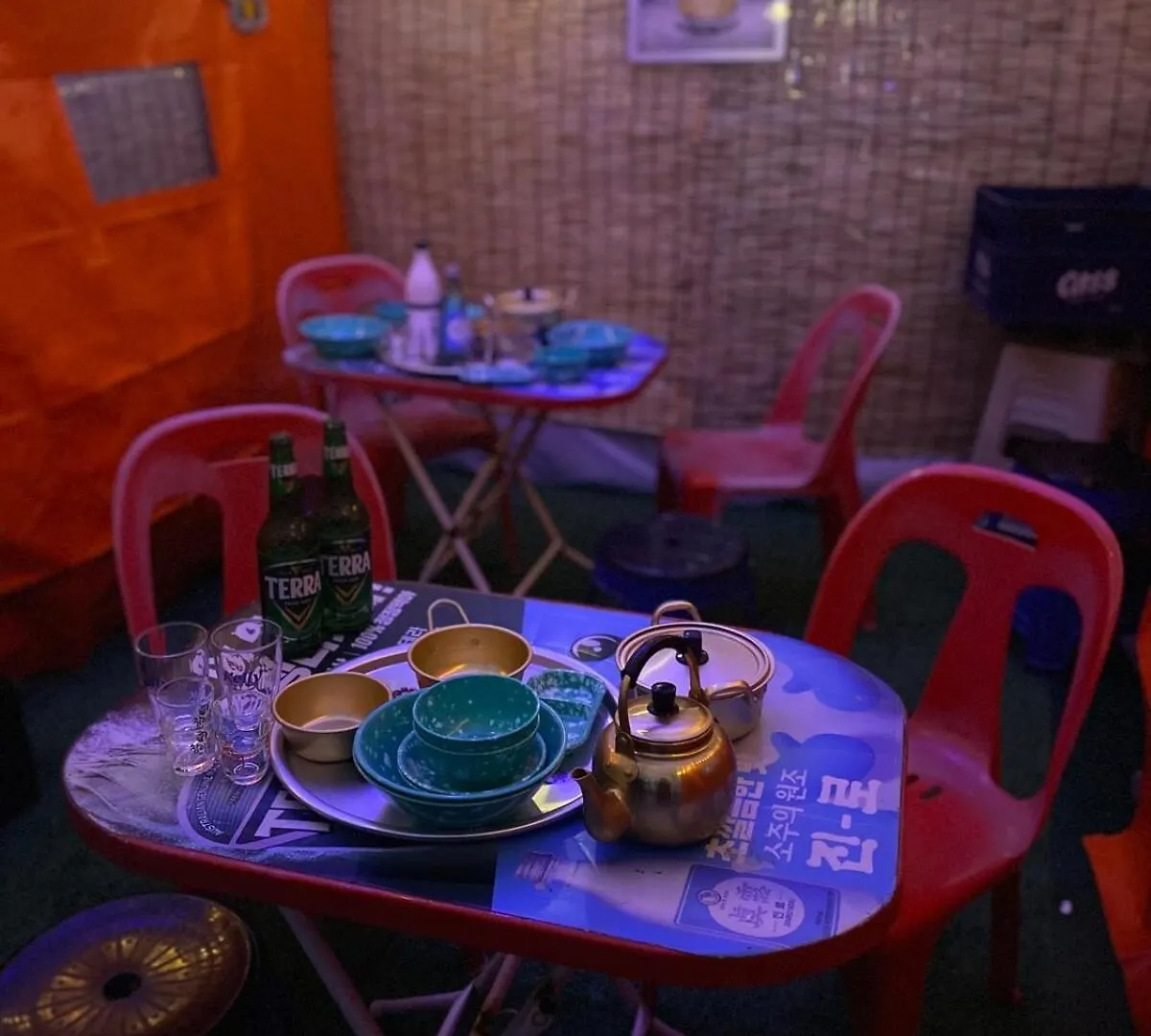 Apartment Samgakji Station 3 Seconds 4 Rooms 10 People 2 Bathrooms Namsan Tower Rooftop Barbecue Attic Seoul Südkorea